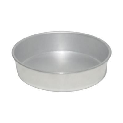Round aluminium cake tin