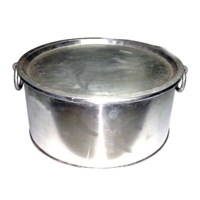 Heavy-duty aluminium cooking pot with lid