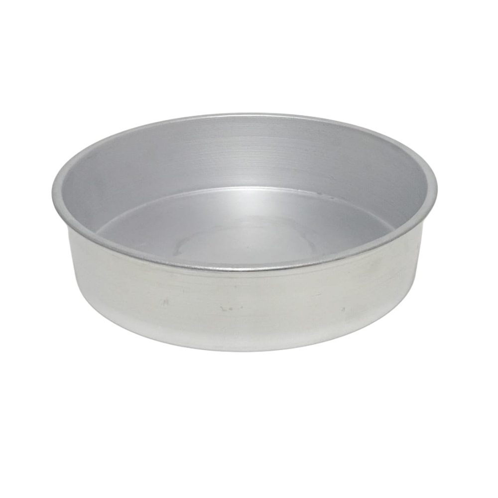 Round aluminium cake tin, 9 inch