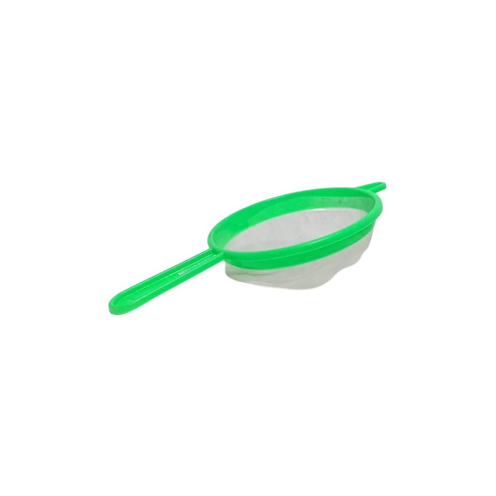 Plastic tea strainer with handle
