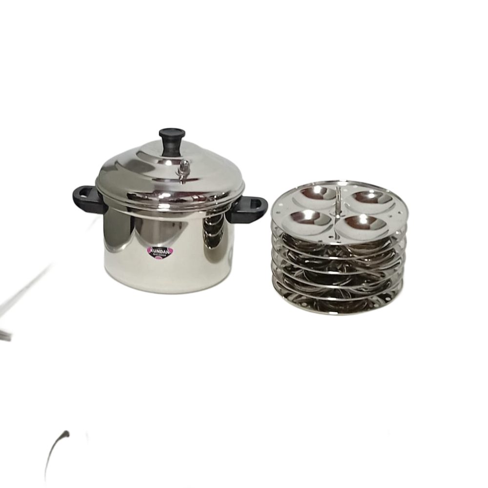 Stainless steel idly steamer pot with plates