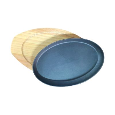 Oval sizzling plate with wooden base