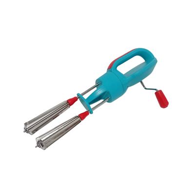 Hand-crank egg beater with twin whisks