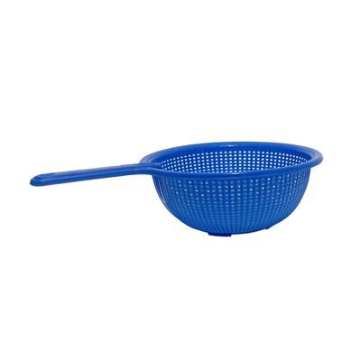 Plastic colander with handle
